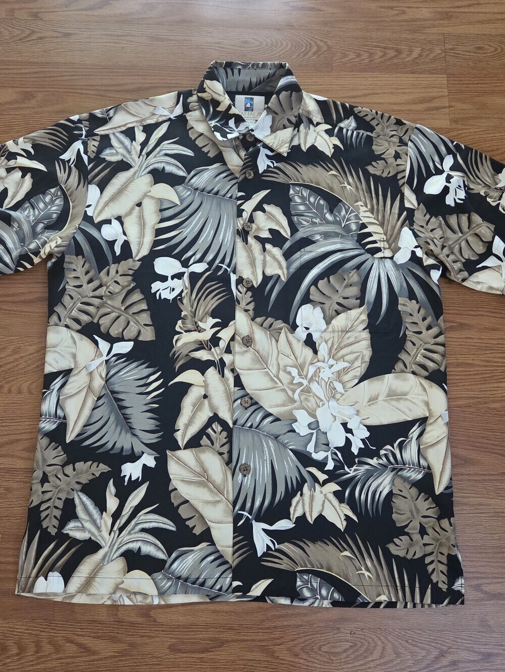 Vintage Kahala Hawaiian Shirt Men's Medium Floral Palms Tropical 100% Silk Surf